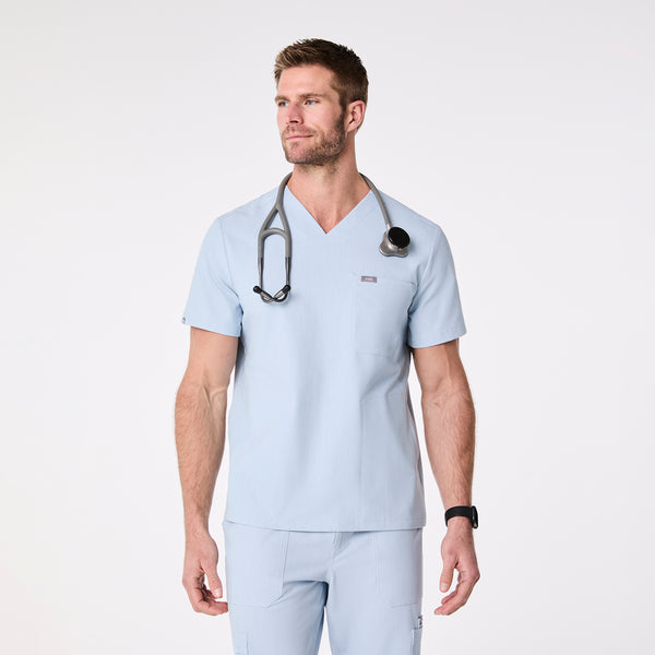 men's Chambray Chisec - Three-Pocket Scrub Top™