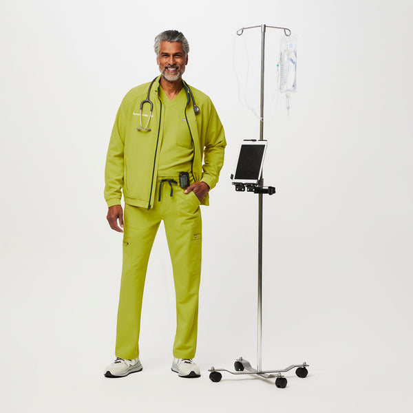 men's Limeade Cairo™ - Short Cargo Scrub Pants