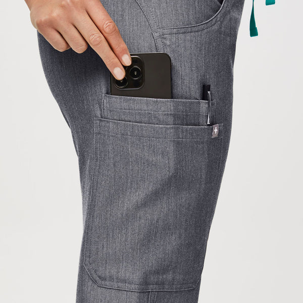 women's Graphite Kade™ - Petite Cargo Scrub Pants (3XL - 6XL)