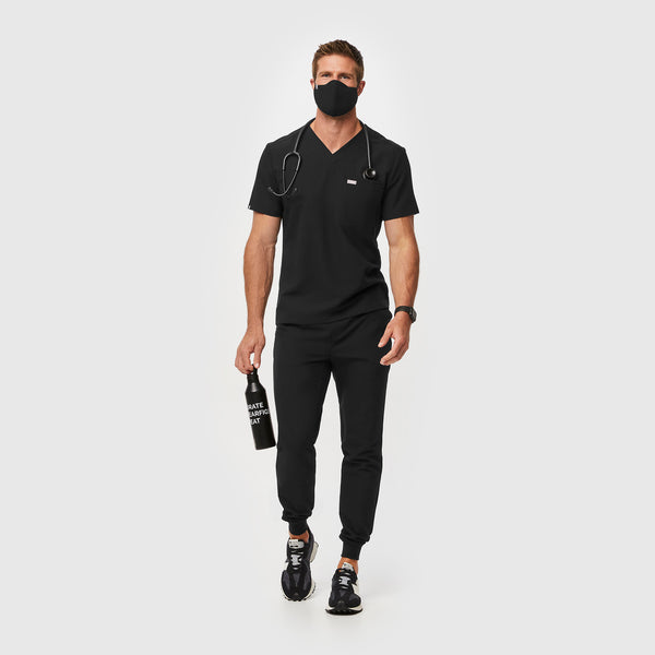 Black FIONx™ Woven Adjustable Mask