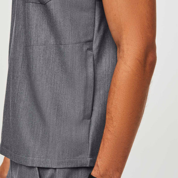 Men's Graphite Chisec™ - Three-Pocket Scrub Top