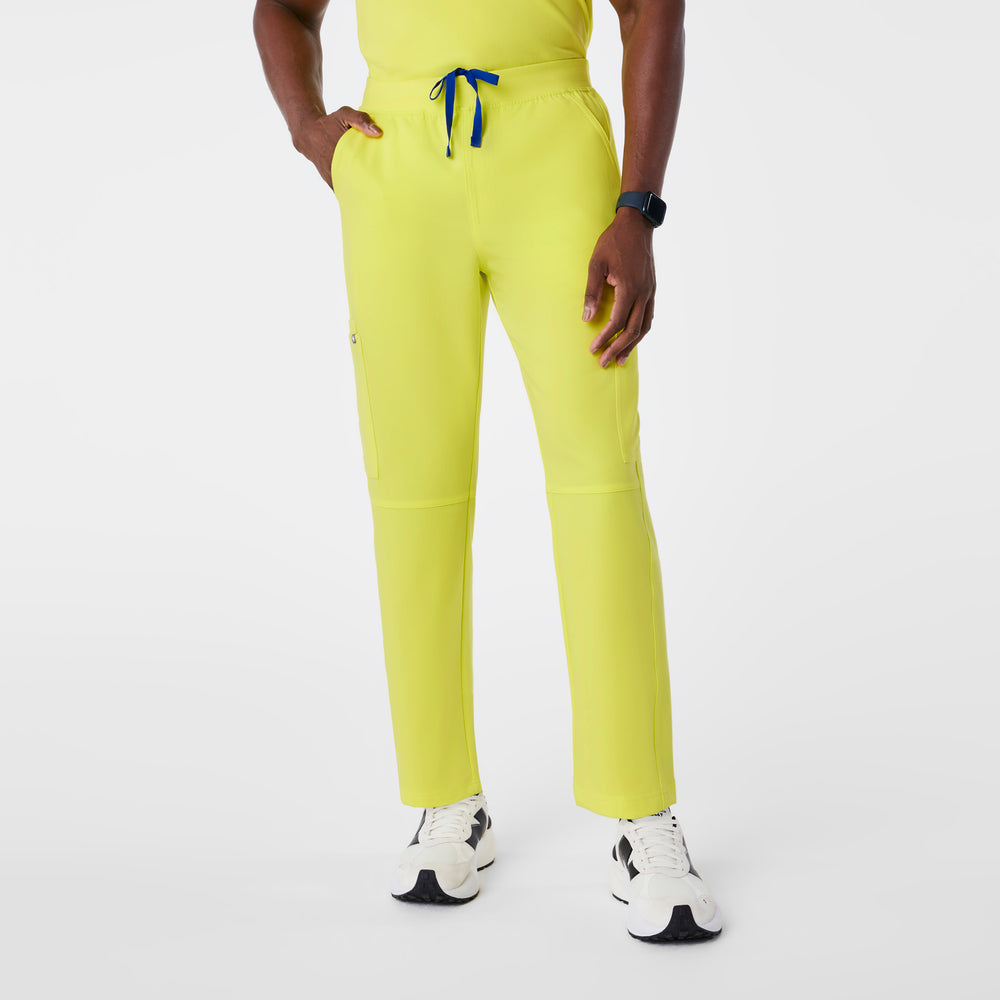 men's Serving Lime Axim - Short Cargo Scrub Pant™