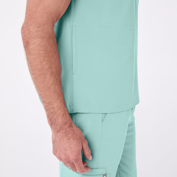 men's Seaglass Chisec - Three-Pocket Scrub Top™
