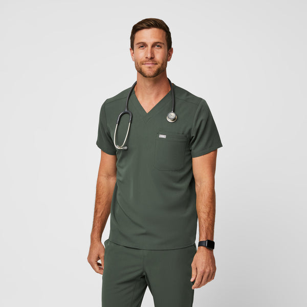 Men's Moss Leon™ - Three-Pocket Scrub Top