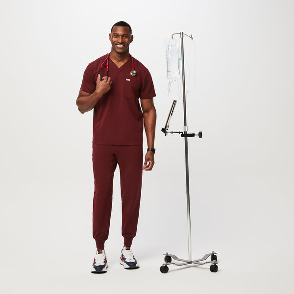 Men's Burgundy Leon™ - Three-Pocket Scrub Top