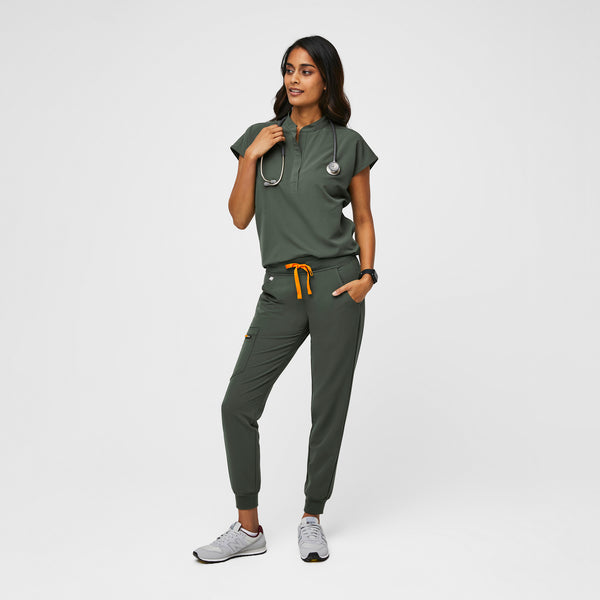 women's Moss Rafaela™ - Oversized Scrub Top (3XL - 6XL)