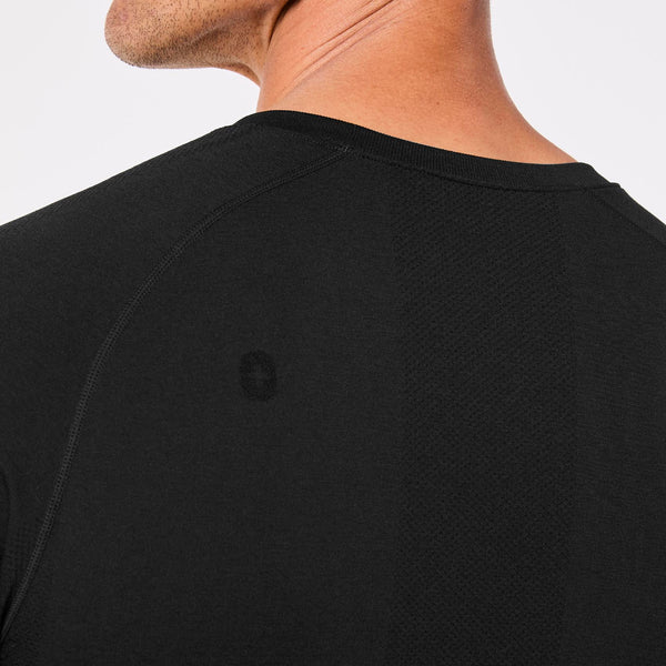 men's Black Makato Seamless - Shortsleeve Underscrub
