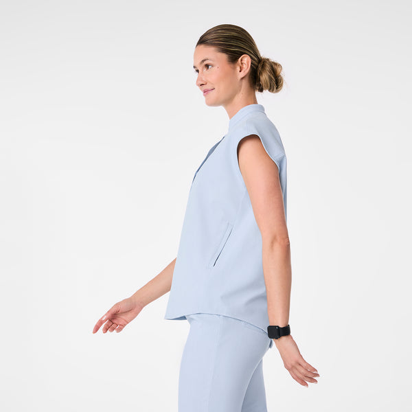 Women's Chambray Rafaela - Oversized Scrub Top™