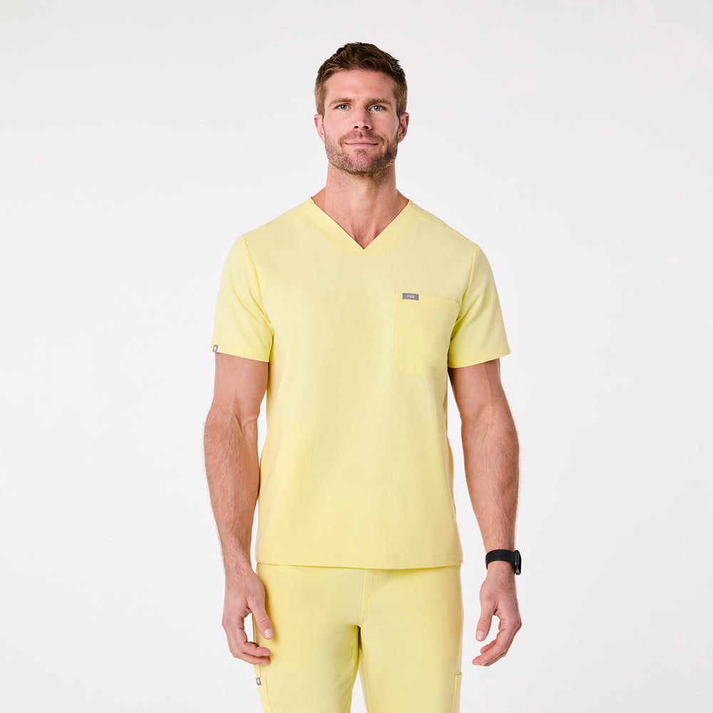 men's Sunlight Chisec - Three-Pocket Scrub Top™
