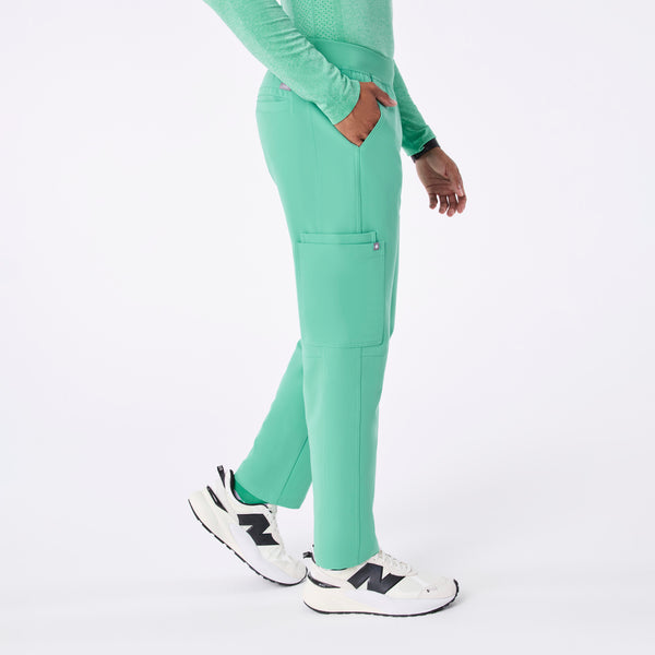 Men's Surgical Green Axim - Short Straight-Leg Scrub Pant™