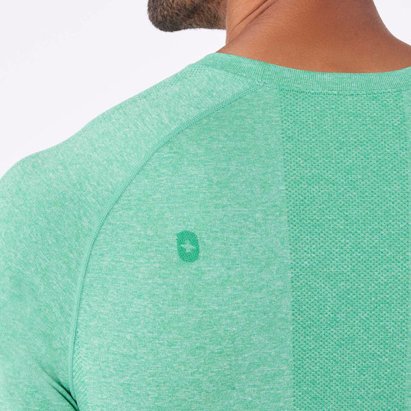 Men's Surgical Green Makato Seamless - Long-Sleeve Underscrub