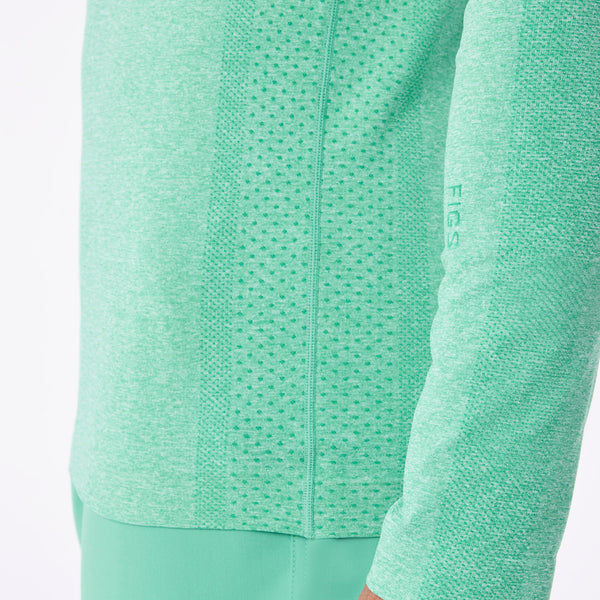 Men's Surgical Green Makato Seamless - Long-Sleeve Underscrub