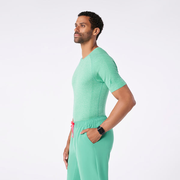 Men's Surgical Green Makato Seamless - Short-Sleeve Underscrub