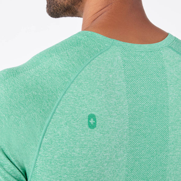 Men's Surgical Green Makato Seamless - Short-Sleeve Underscrub