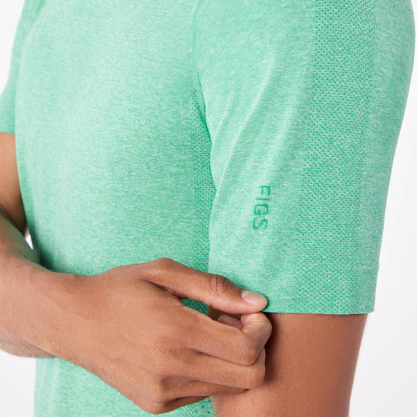Men's Surgical Green Makato Seamless - Short-Sleeve Underscrub