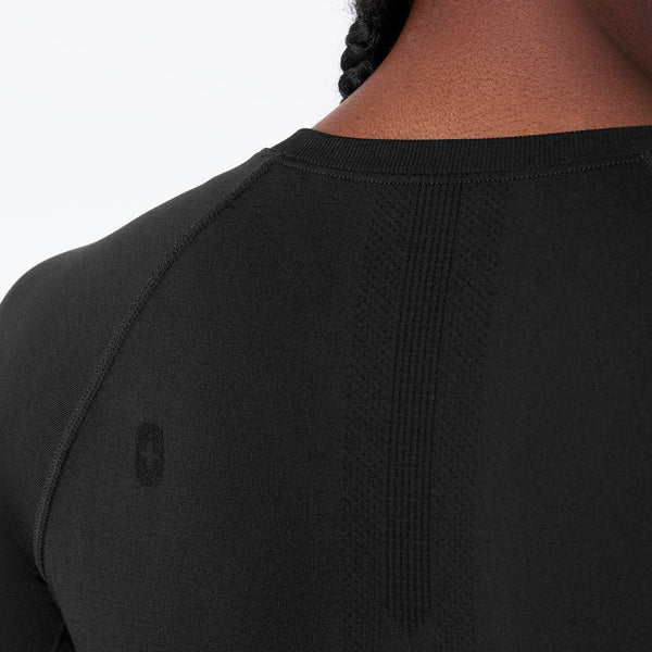 Women's Black Salta Seamless Cropped - Long-Sleeve Underscrub