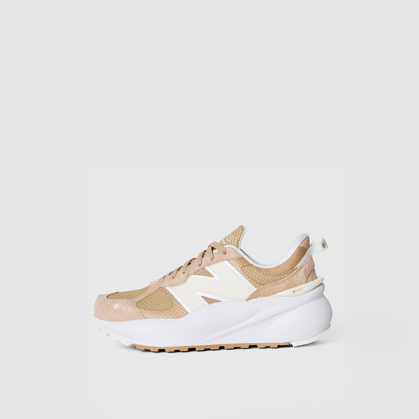 Unisex Terrain FIGS | New Balance 3447