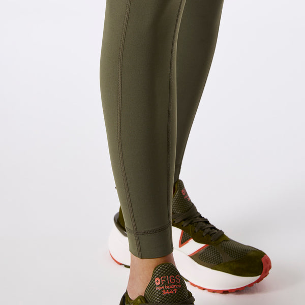 Women's Spruce FIGS | SET ACTIVE Breathe High-Rise Pocket Leggings®