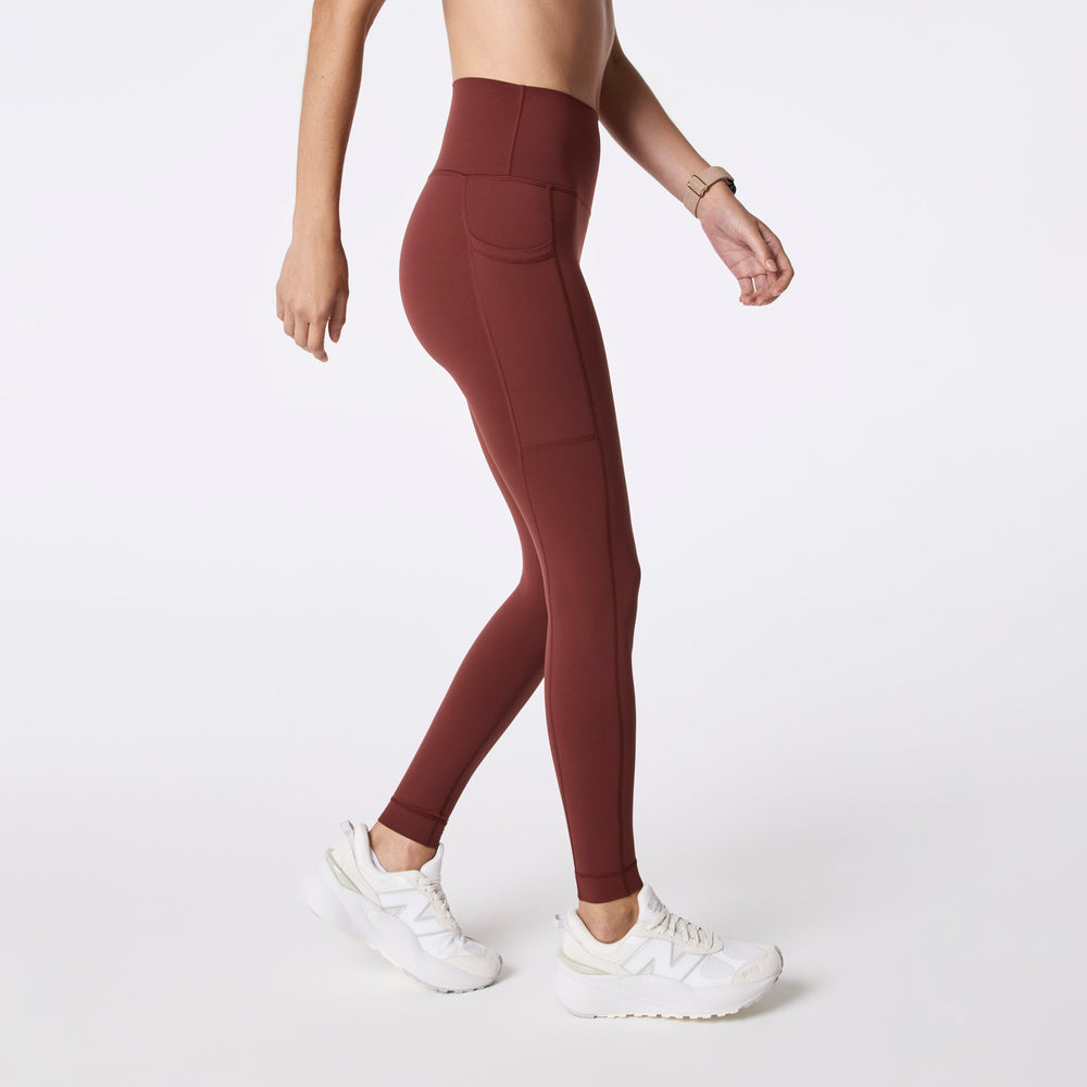 Women's Walnut FIGS | SET ACTIVE Breathe High-Rise Pocket Leggings®