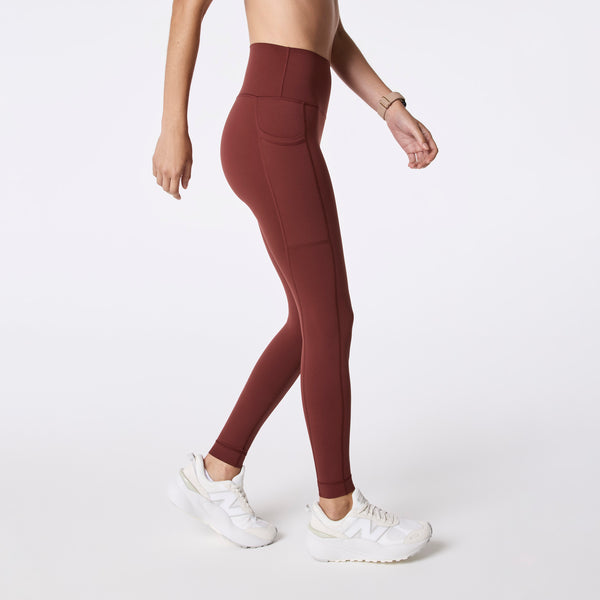 Women's Walnut FIGS | SET ACTIVE Breathe High-Rise Pocket Leggings®