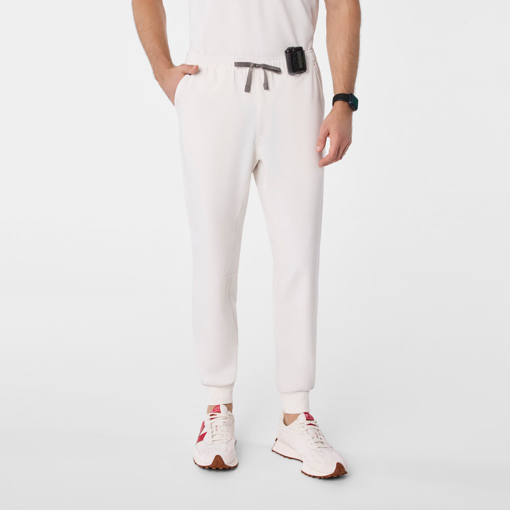 Men's Off White Tansen - Short Jogger Scrub Pant™