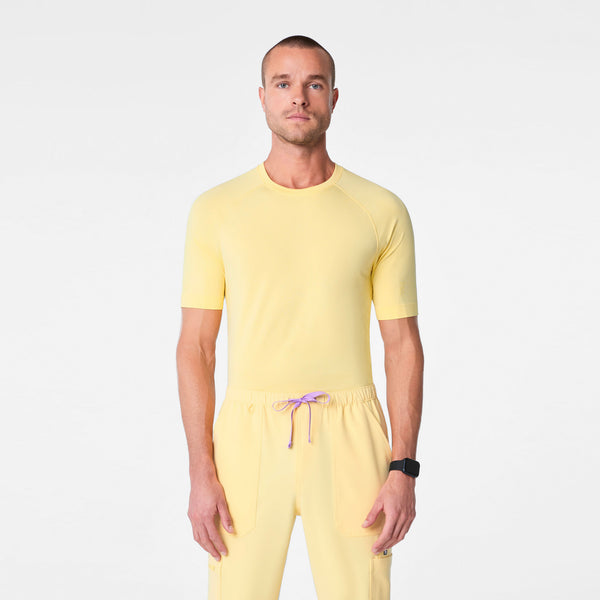 Men's Butter Yellow Makato Seamless - Short-Sleeve Underscrub