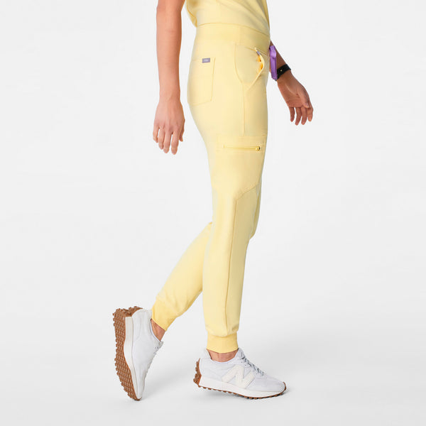 Women's Butter Yellow Zamora - Petite Jogger Scrub Pant™