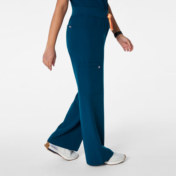 Women's Deep Reef Isabel High-Rise Wide-Leg - Petite Scrub Pant