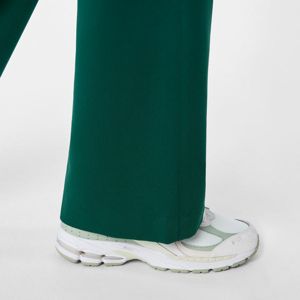 Women's Forest Green Isabel High-Rise Wide-Leg - Petite Scrub Pant