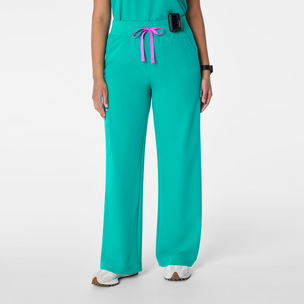 Women's Lagoon Isabel High-Rise Wide-Leg - Petite Scrub Pant