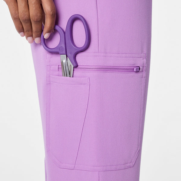 Women's Wild Iris Uman High-Rise - Petite Jogger Scrub Pant