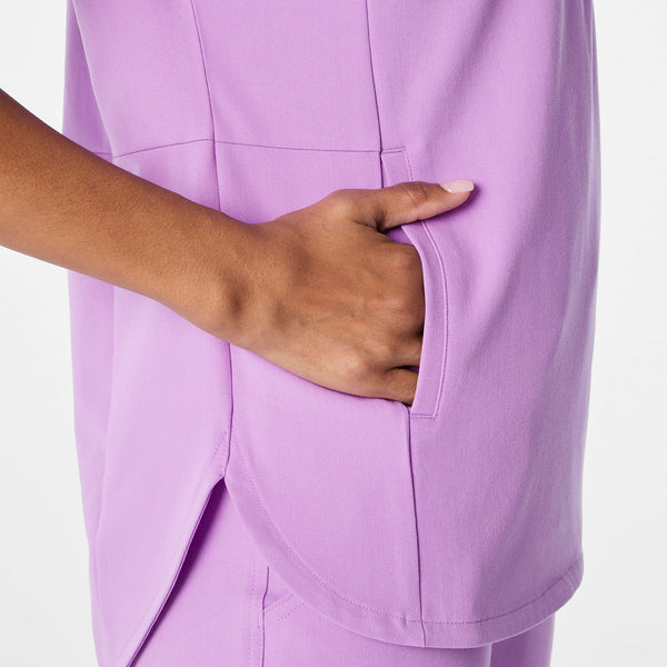 women's Wild Iris Montex - Mock Neck Scrub Top