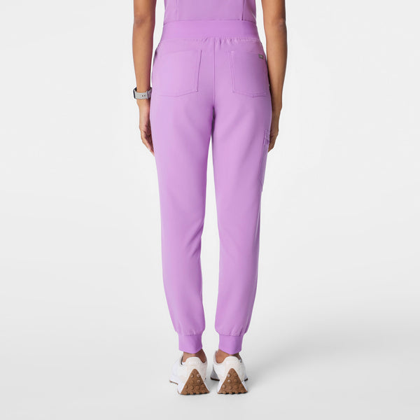 Women's Wild Iris Zamora - Petite Jogger Scrub Pant™