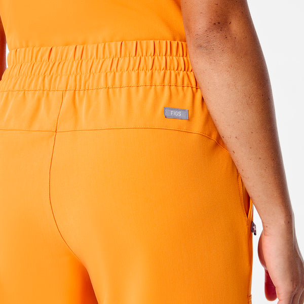 Women's Creamsicle Giuliana High-Rise Barrel-Leg - Petite Scrub Pant