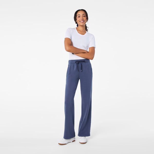 Women's Quiet Navy Hayden Vintage Wash Wide-Leg - Sweatpant
