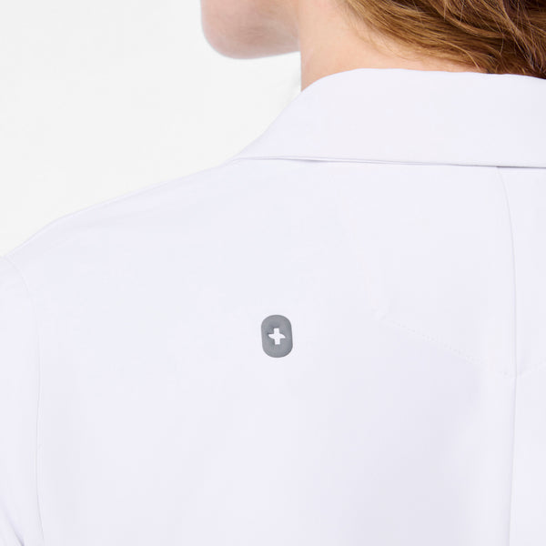 Women's White Bellevue - Short Slim Lab Coat
