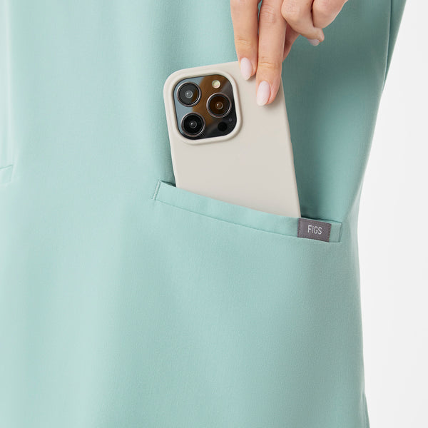 women's Seaglass Casma - Three-Pocket Scrub Top™