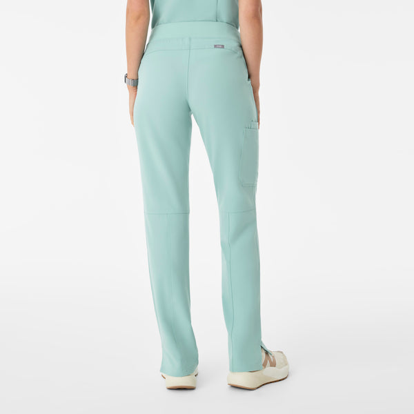 women's Seaglass Kade - Petite Cargo Scrub Pant™