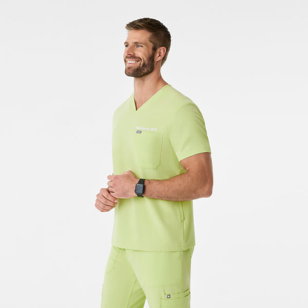men's Sea Mist Chisec - Three-Pocket Scrub Top™