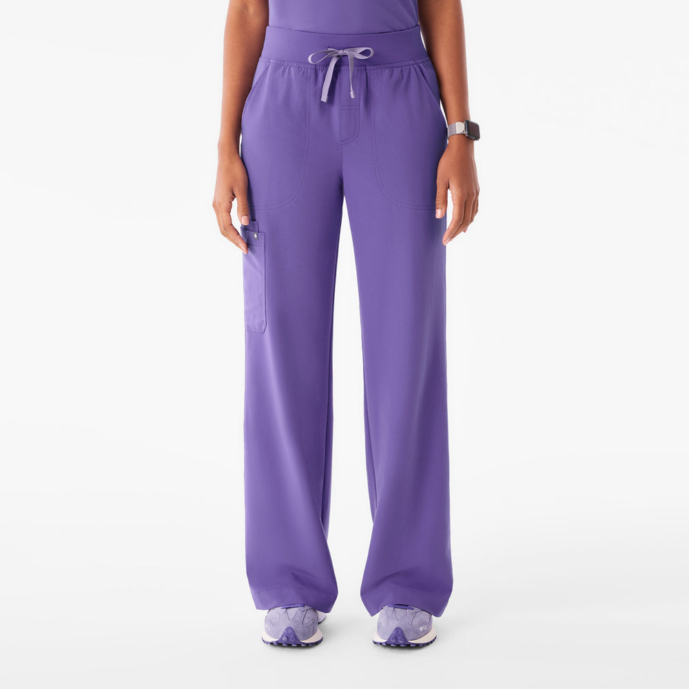 Women's Amethyst Isabel High-Rise Wide-Leg - Petite Scrub Pant