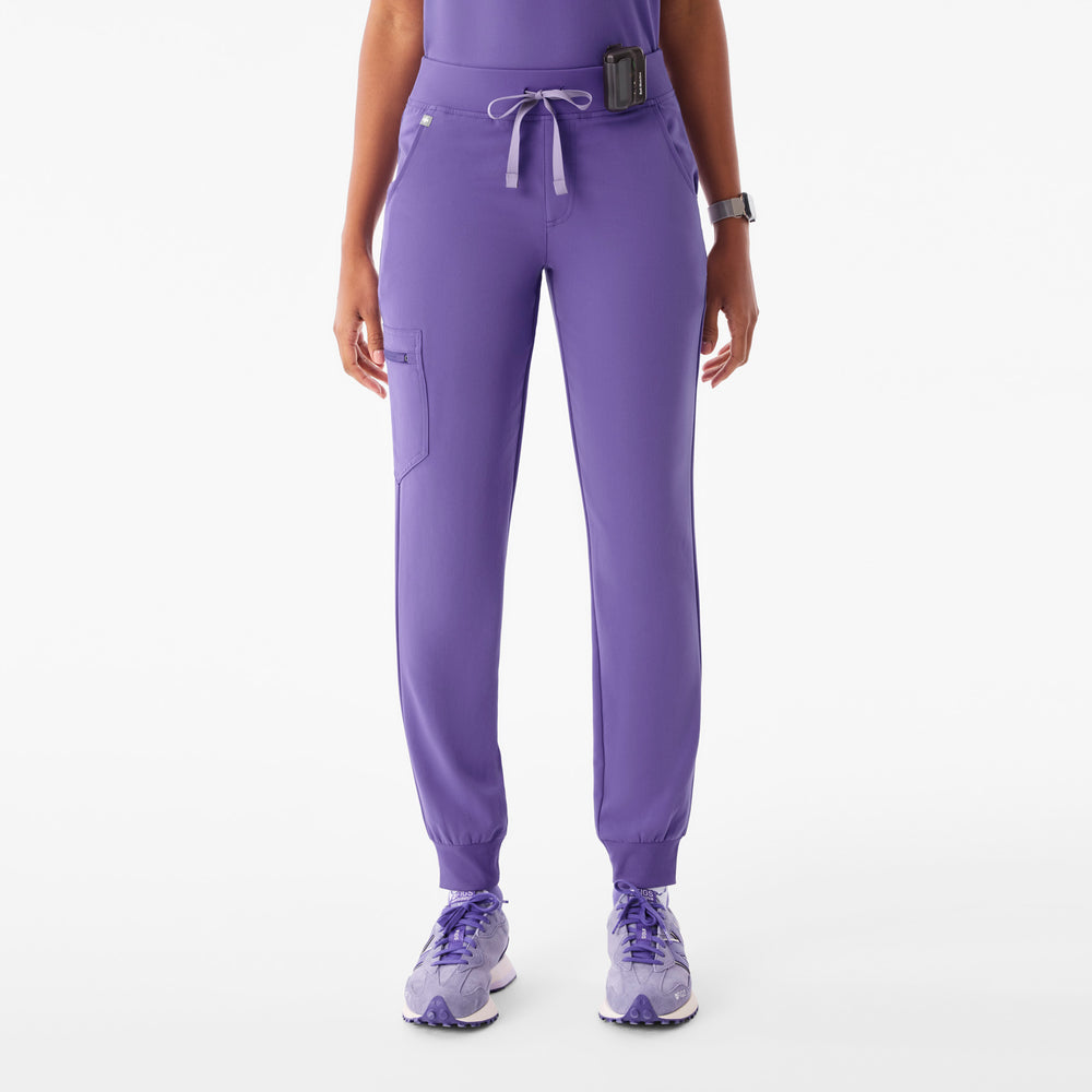 Women's Amethyst Zamora - Petite Jogger Scrub Pant™