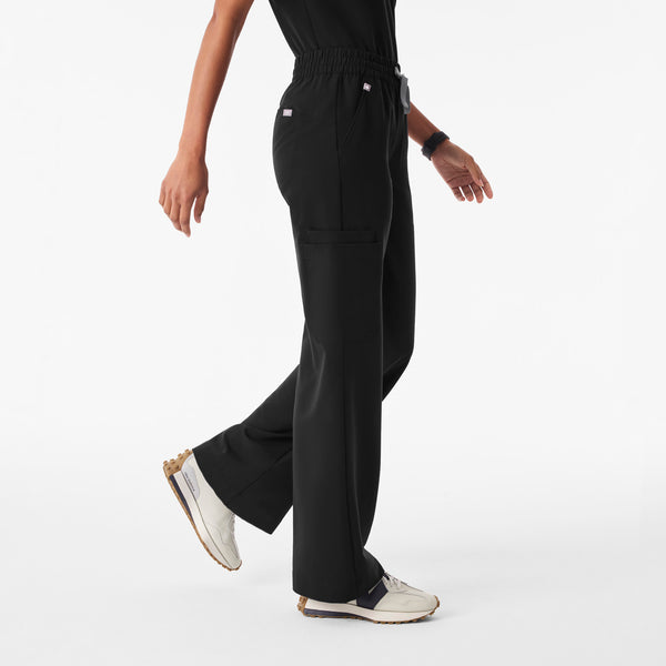 Women's Black Isabel Ruched Mid-Rise Wide-Leg - Petite Scrub Pant™