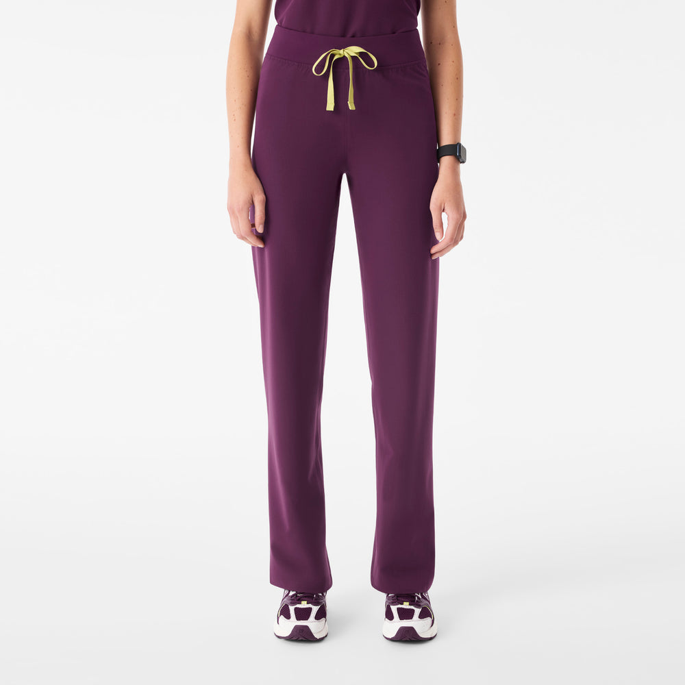 Women's Deep Purple Livingston High-Rise - Petite Straight-Leg Scrub Pant™