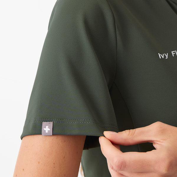 Women's Moss Bree FlexKnit - Slim Scrub Top