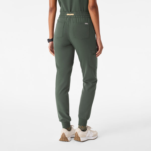 Women's Moss Zamora Ruched Mid-Rise - Petite Jogger Scrub Pant™