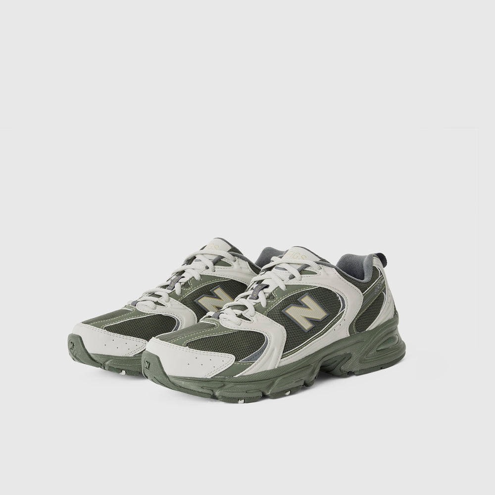 Unisex Moss FIGS | New Balance 530
