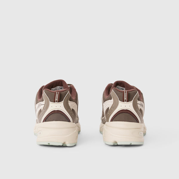 Unisex Smokey Taupe FIGS | New Balance 530