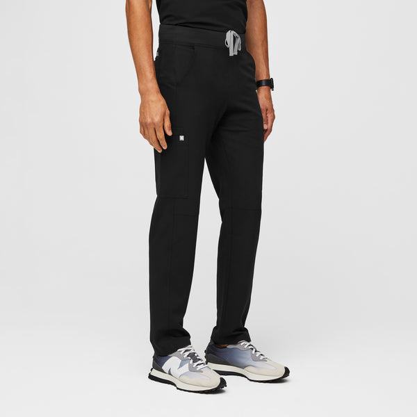 Men's Black Axim™ - Short Cargo Scrub Pants