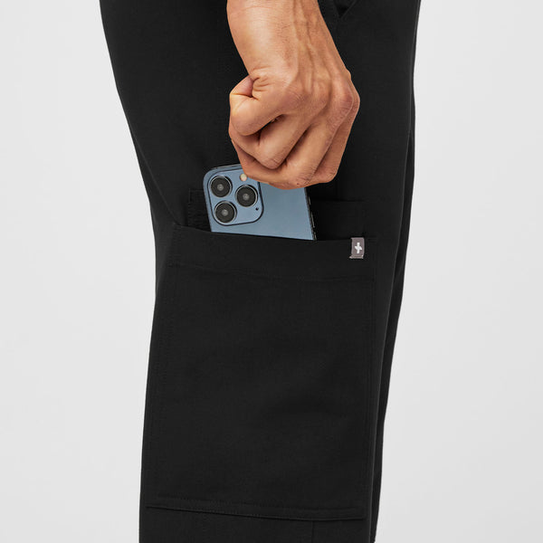 Men's Black Axim™ - Short Cargo Scrub Pants