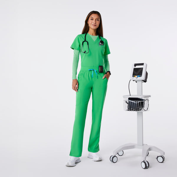 Women's Emerald Kade - Petite Straight-Leg Scrub Pant™